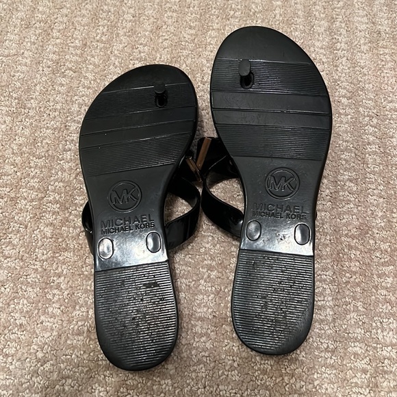 Michael Kors Bow Sandals - Picture 7 of 11